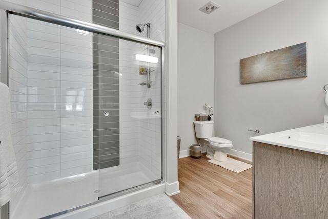 18W070 Royce Boulevard 319, Oakbrook Terrace, IL 60181