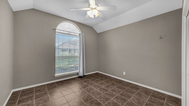 808 W Couts Street, Weatherford, TX 76086