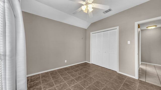 808 W Couts Street, Weatherford, TX 76086