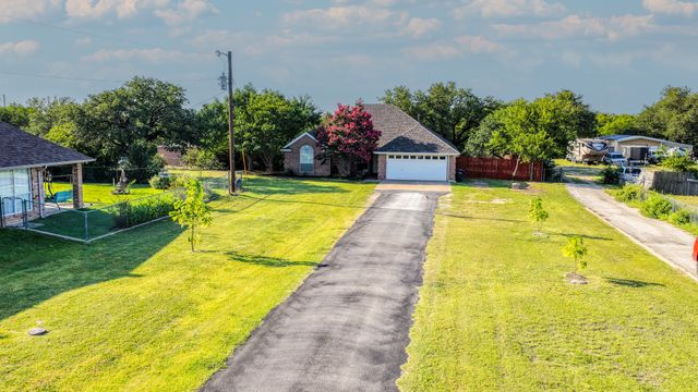 808 W Couts Street, Weatherford, TX 76086