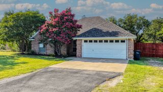 808 W Couts Street, Weatherford, TX 76086