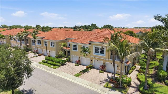 173 NAVIGATION CIRCLE 107, Osprey, FL 34229