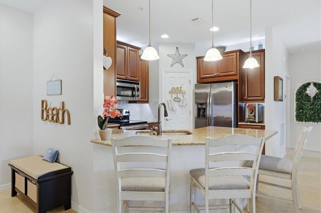 173 NAVIGATION CIRCLE 107, Osprey, FL 34229