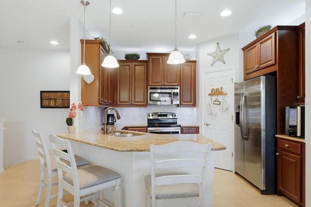 173 NAVIGATION CIRCLE 107, Osprey, FL 34229