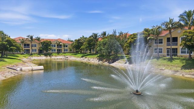 173 NAVIGATION CIRCLE 107, Osprey, FL 34229
