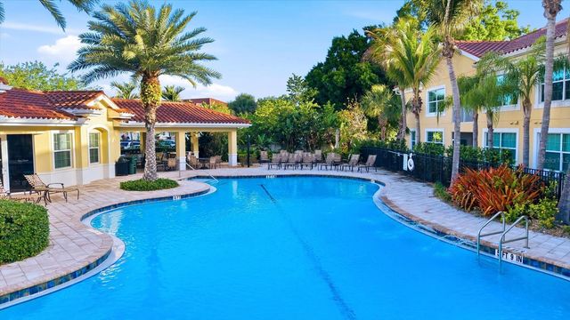 173 NAVIGATION CIRCLE 107, Osprey, FL 34229