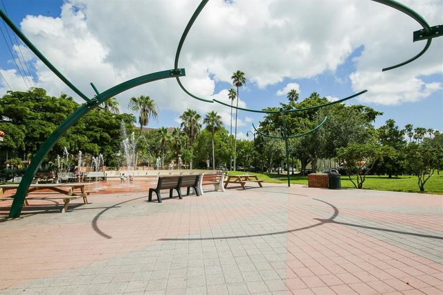 173 NAVIGATION CIRCLE 107, Osprey, FL 34229
