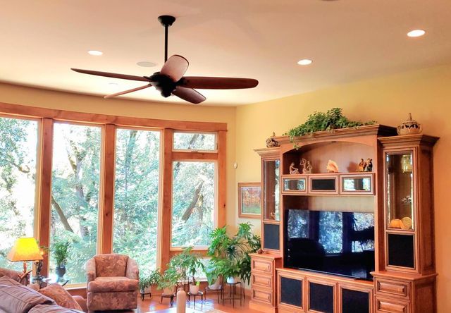 1440 Dog Bar, Colfax, CA 95713