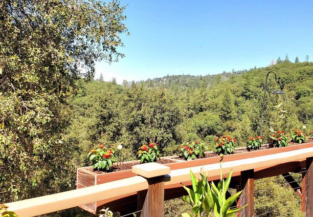 1440 Dog Bar, Colfax, CA 95713