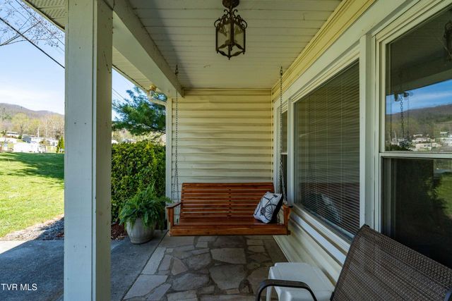 1676 Tn-91, Elizabethton, TN 37643