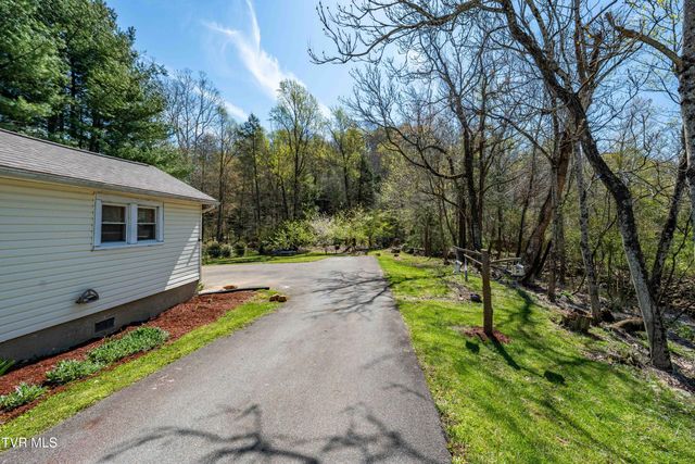 1676 Tn-91, Elizabethton, TN 37643