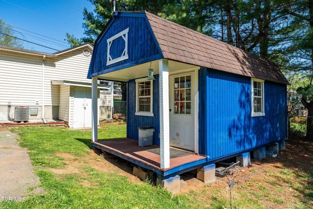 1676 Tn-91, Elizabethton, TN 37643