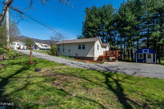 1676 Tn-91, Elizabethton, TN 37643