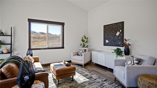 3367 Iris Drive, Eau Claire, WI 54703