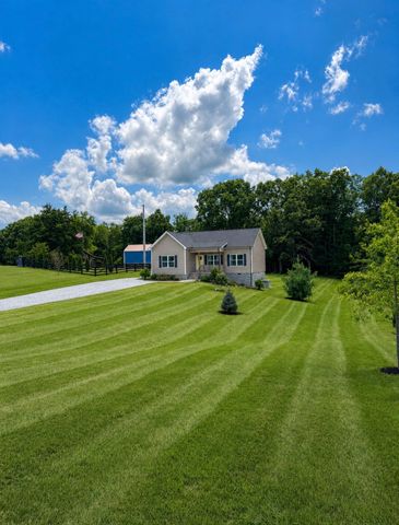 1162 Oak Grove Rd, Dickson, TN 37055
