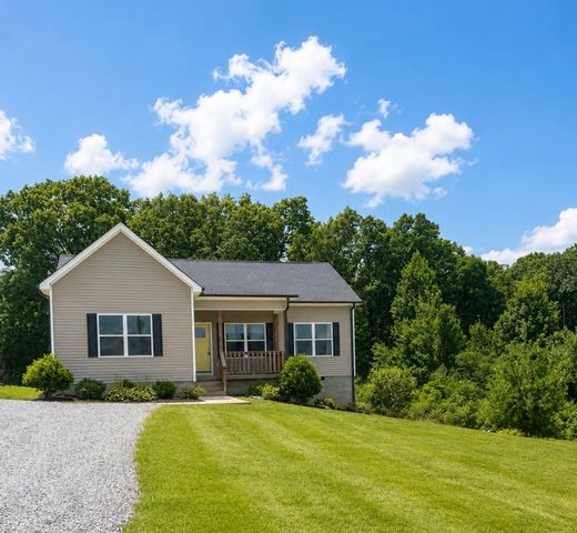 1162 Oak Grove Rd, Dickson, TN 37055