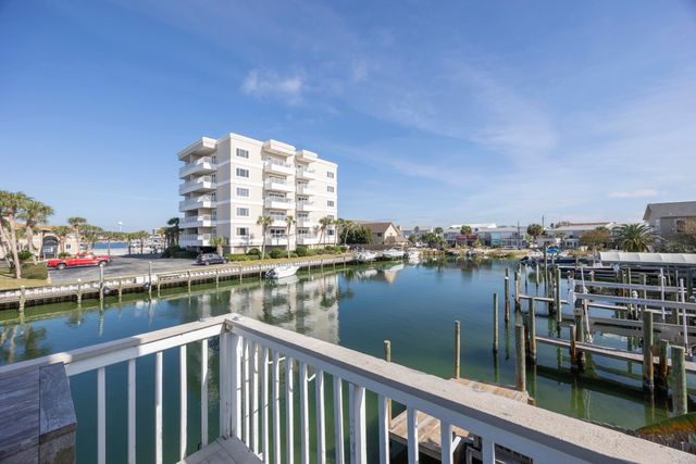 445 Gulf Shore Drive UNIT 14, Destin, FL 32541