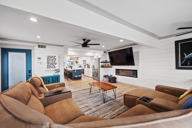 445 Gulf Shore Drive UNIT 14, Destin, FL 32541