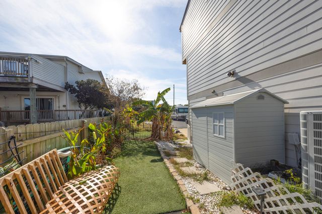 445 Gulf Shore Drive UNIT 14, Destin, FL 32541