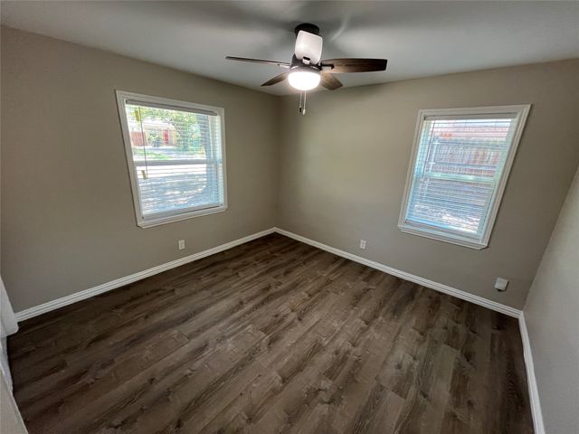 1809 Sycamore Drive, Mesquite, TX 75149