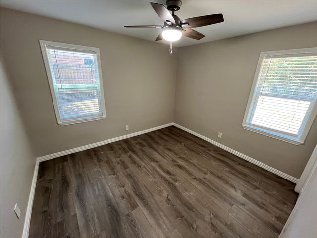 1809 Sycamore Drive, Mesquite, TX 75149