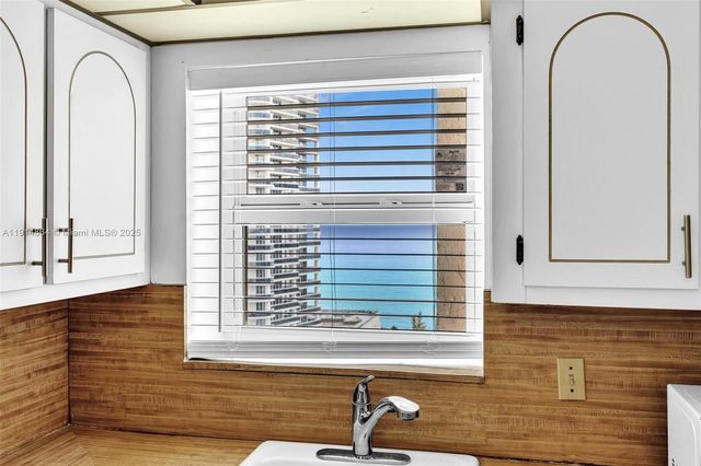 1865 S Ocean Dr 19E, Hallandale Beach, FL 33009