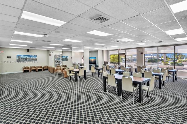 1865 S Ocean Dr 19E, Hallandale Beach, FL 33009