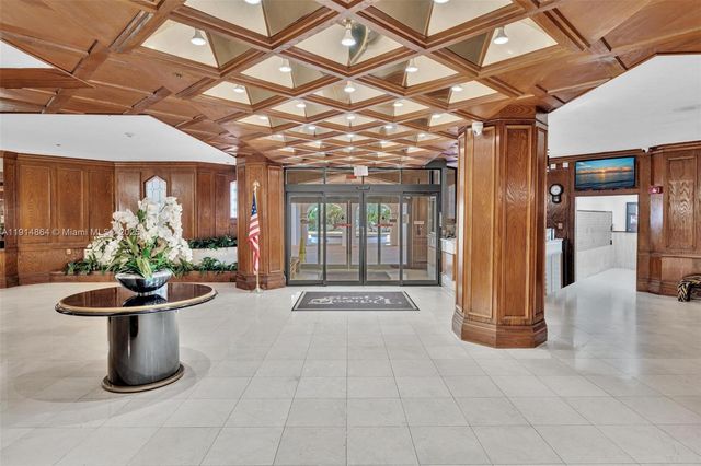 1865 S Ocean Dr 19E, Hallandale Beach, FL 33009