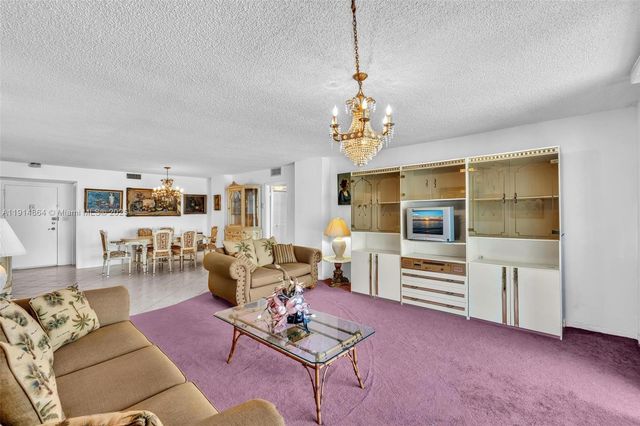 1865 S Ocean Dr 19E, Hallandale Beach, FL 33009