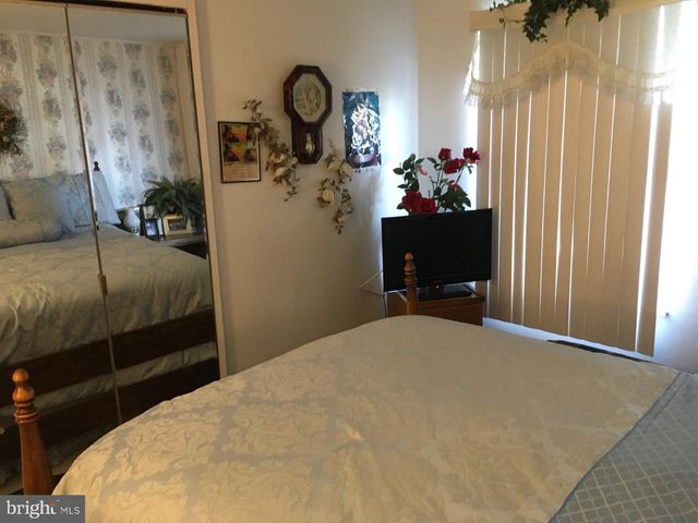 6735 KINCHELOE AVE, Baltimore, MD 21207