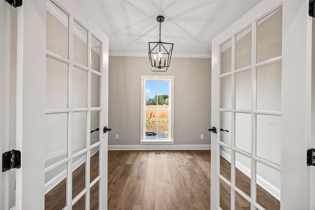 550 TRICE RD, Henderson, TN 38340