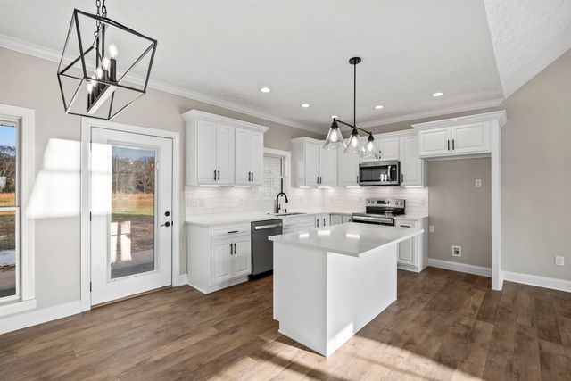 550 TRICE RD, Henderson, TN 38340