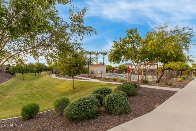 836 E CONSTANCE Way, Phoenix, AZ 85042
