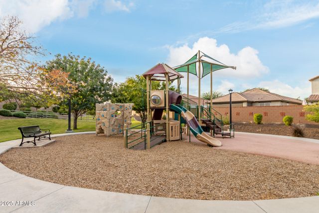 836 E CONSTANCE Way, Phoenix, AZ 85042