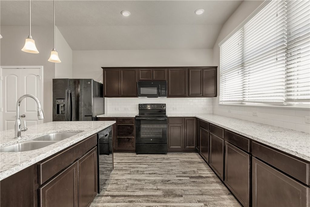 2113 Polmont Drive, Bryan, TX 77807 — photo 4