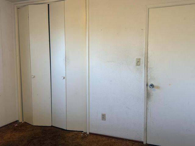 6445 7th St, Riverbank, CA 95367