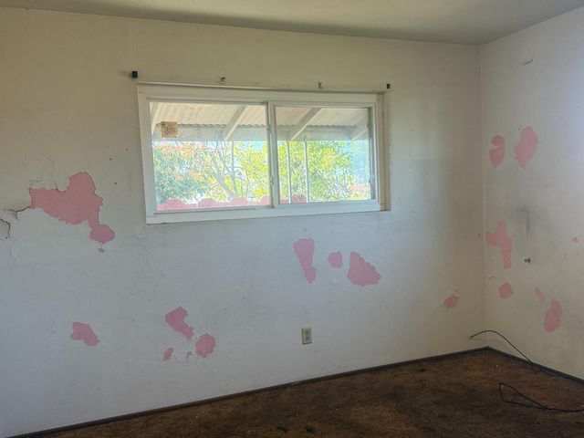 6445 7th St, Riverbank, CA 95367