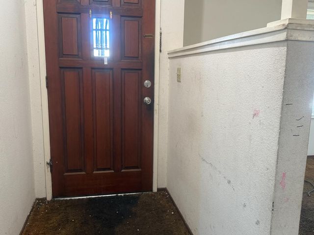 6445 7th St, Riverbank, CA 95367