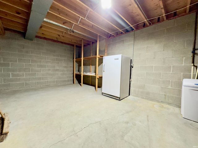 18373 Northrop Drive, Goshen, IN 46526