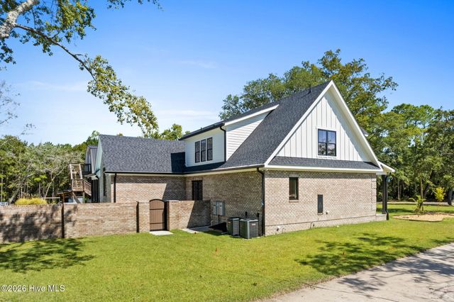 1853 Turkey Trap Road SW, Supply, NC 28462