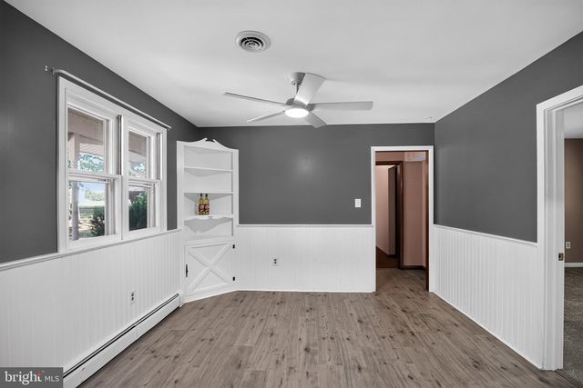930 SYKESVILLE RD, Williamstown, NJ 08094