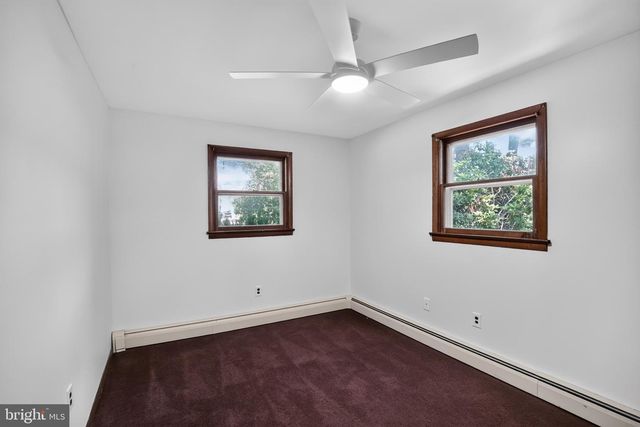 930 SYKESVILLE RD, Williamstown, NJ 08094