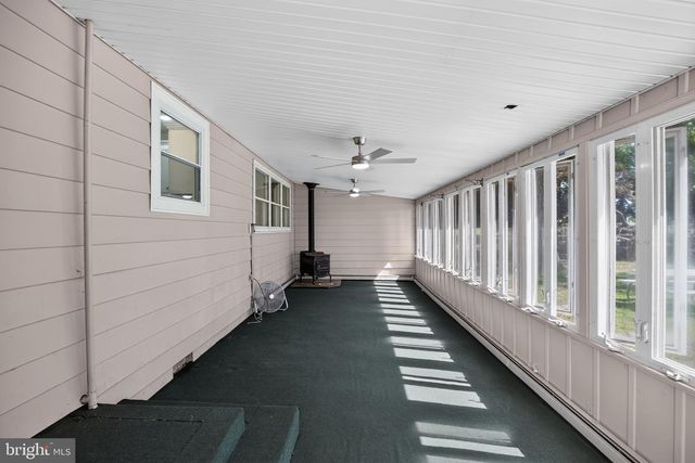 930 SYKESVILLE RD, Williamstown, NJ 08094