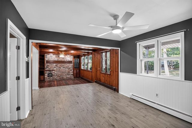 930 SYKESVILLE RD, Williamstown, NJ 08094