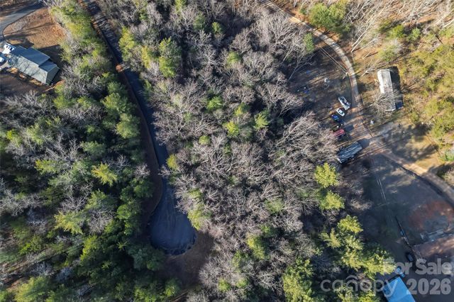 3124 Mountain Laurel Drive, Lenoir, NC 28645