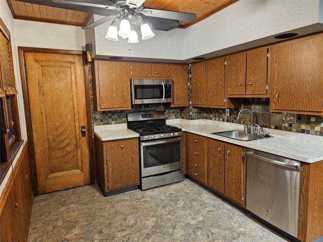 417 VERMONT Avenue, Erie, PA 16505