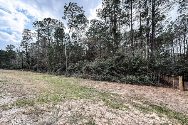 Lot 12 Chisholm Trail, Huntsville, TX 77340