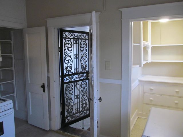 469 N WILLETT ST, Memphis, TN 38112