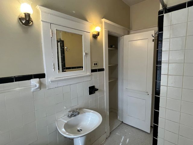 469 N WILLETT ST, Memphis, TN 38112