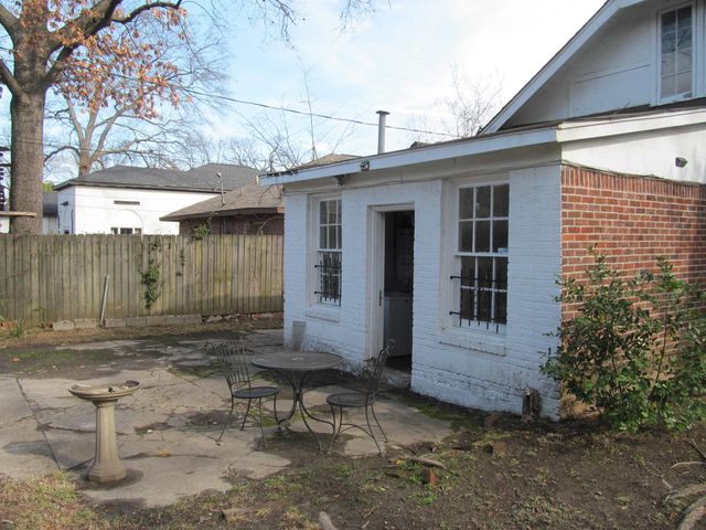 469 N WILLETT ST, Memphis, TN 38112